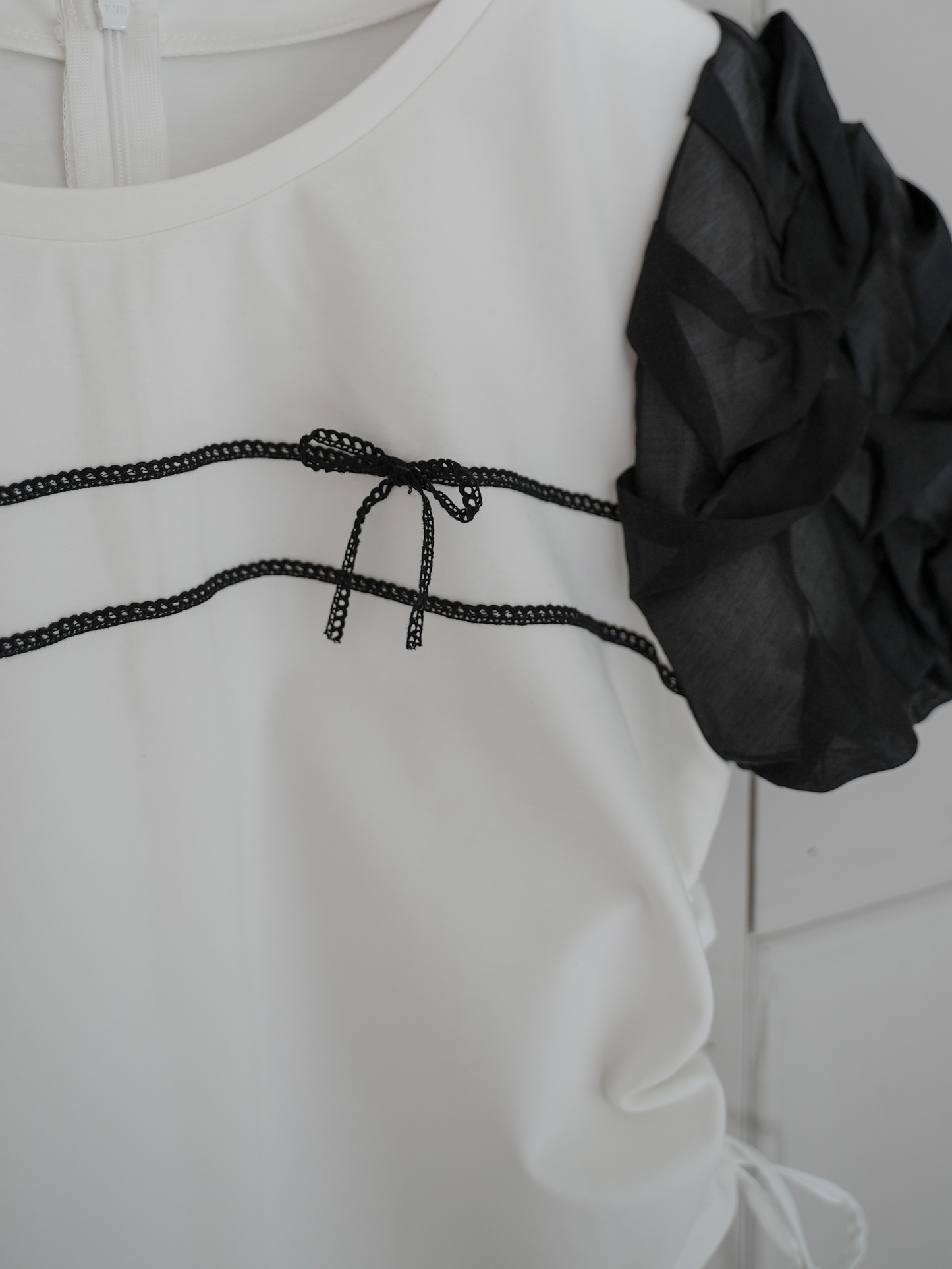 【6/17 20:00 発売】Volume sleeve drawstring tops