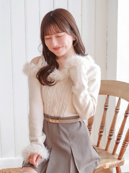 One Shoulder Fur Knit