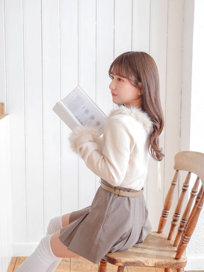 One Shoulder Fur Knit