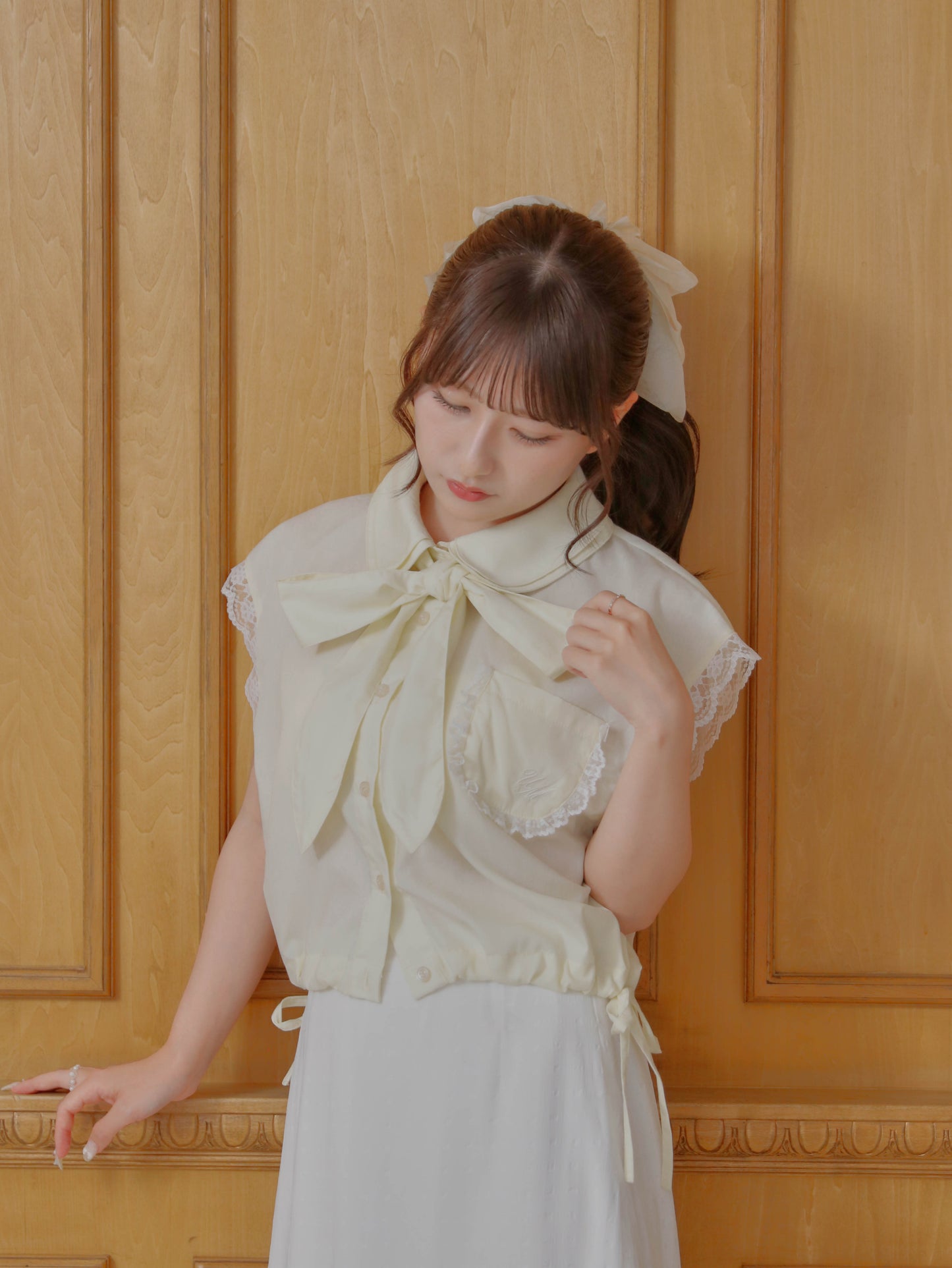 【6/17 20:00 発売】No sleeve bow tie shirt