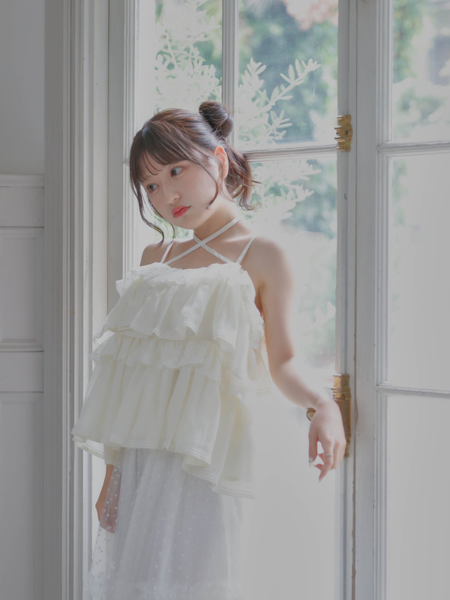 【6/17 20:00 発売】Tiered lace lame bustier