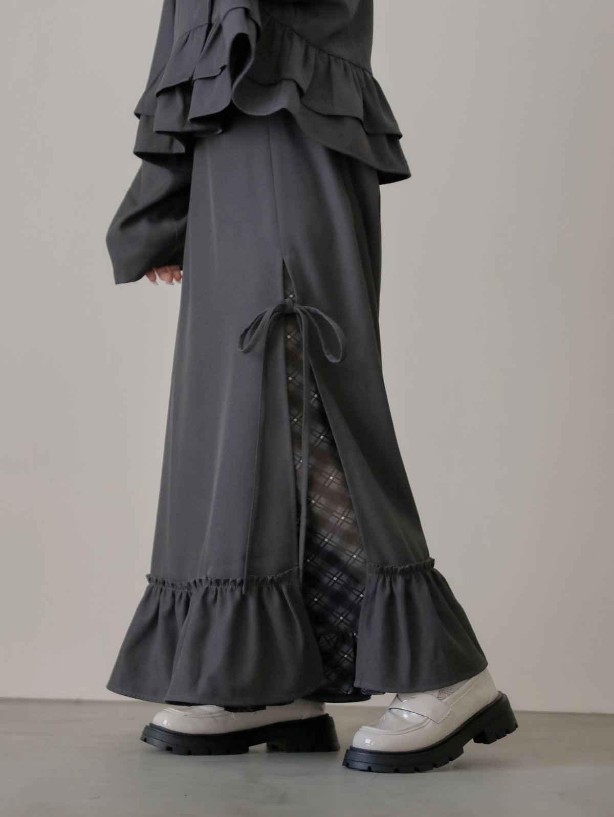 【9/16発売】Layered slit long skirt