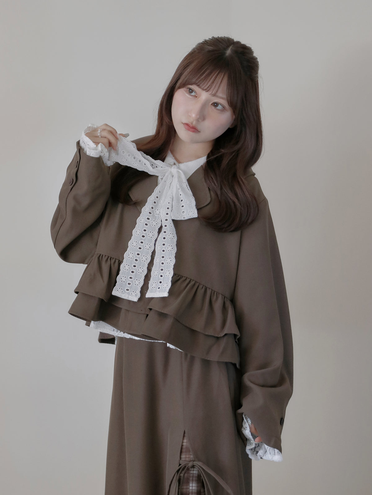 【9/16発売】Lace peplum blouse