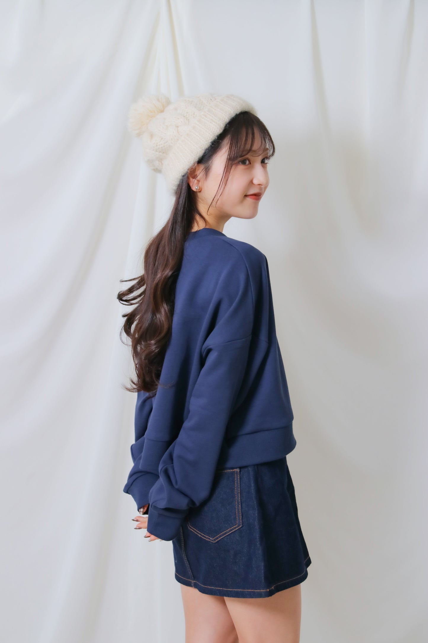 umm. logo short sweat