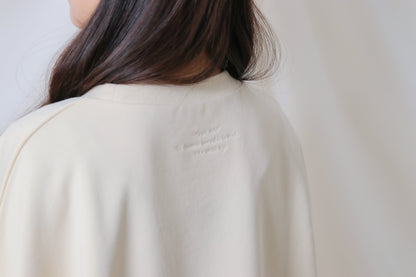 umm. logo short sweat