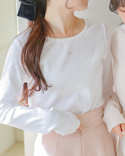 umm logo tops【snow white】