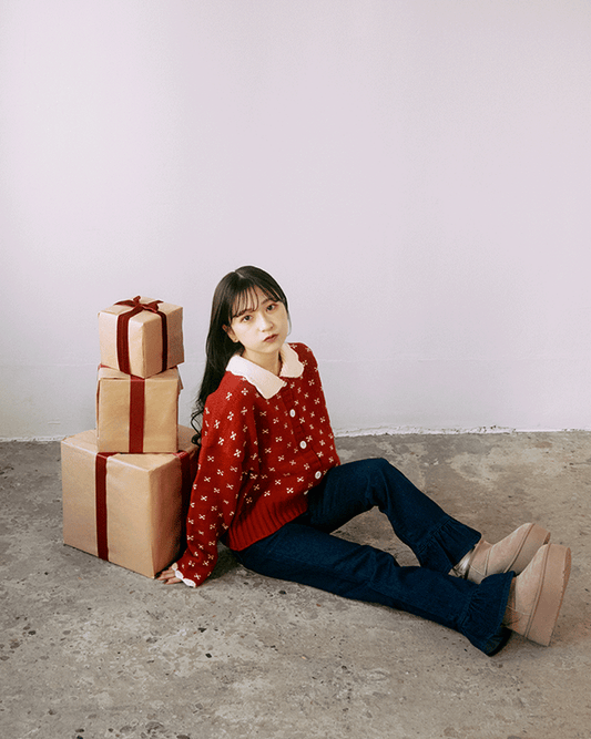 Heart collar cardigan