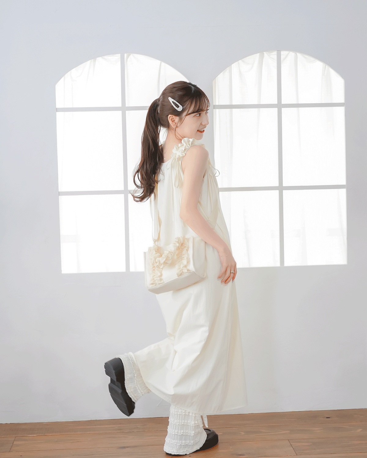 frill canvas bag