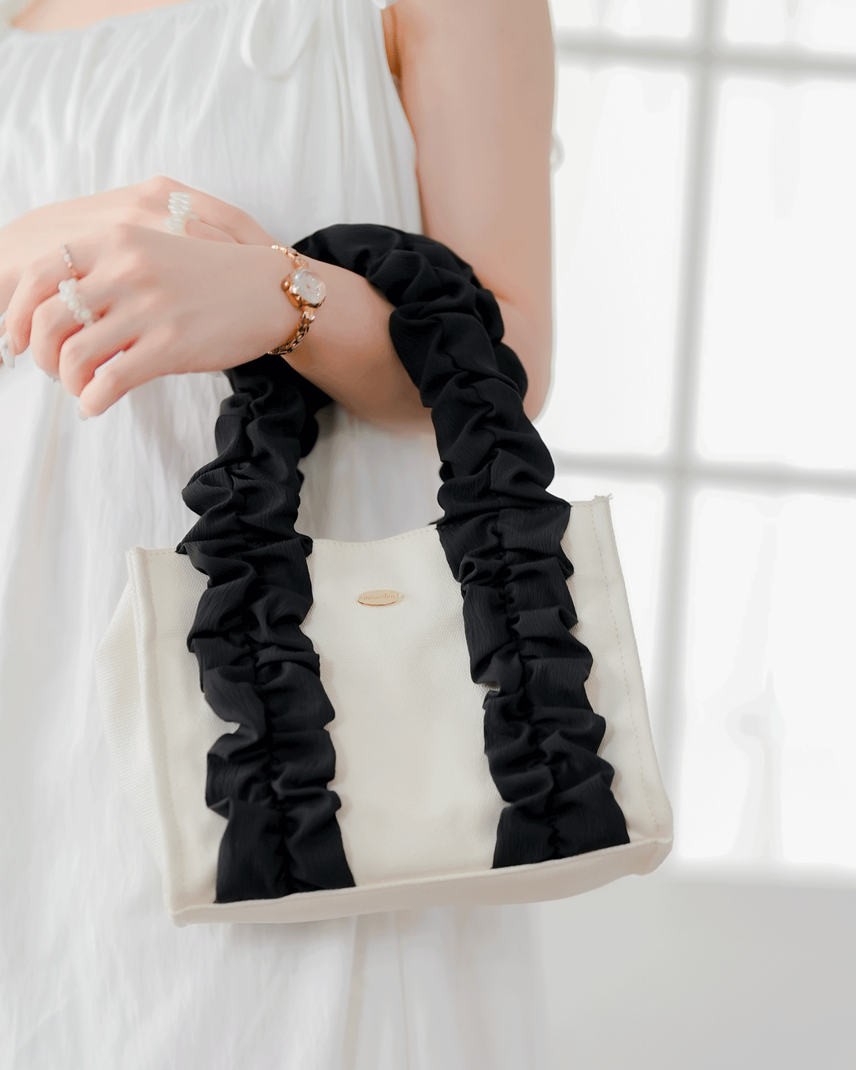 frill canvas bag