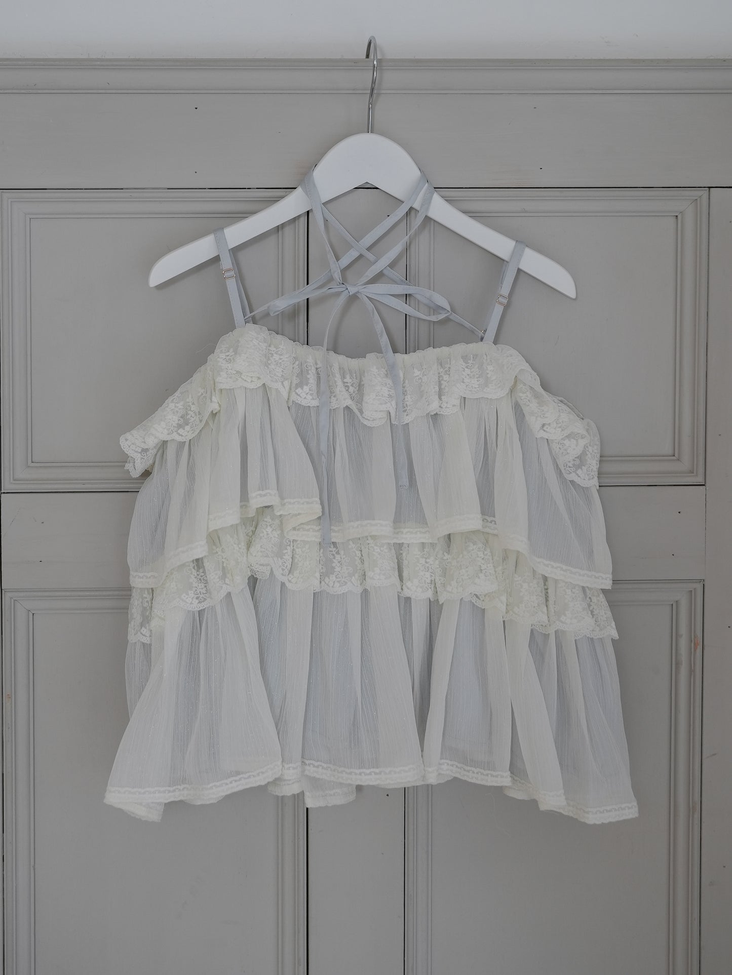 【6/17 20:00 発売】Tiered lace lame bustier