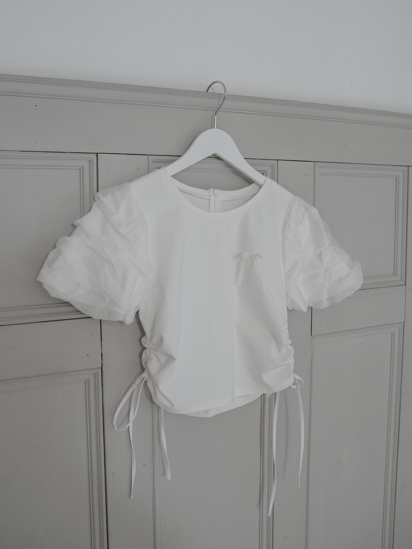 【6/17 20:00 発売】Volume sleeve drawstring tops